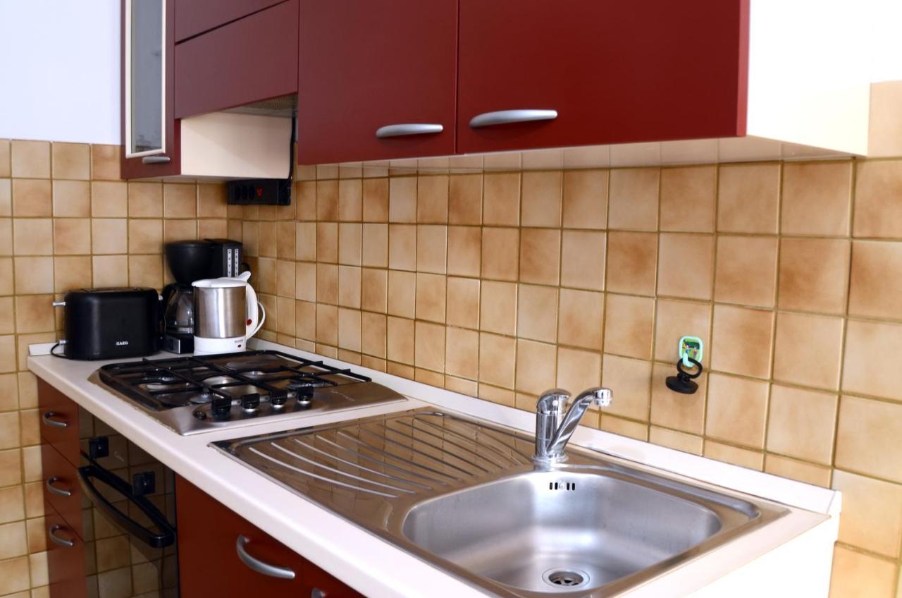 Dvosoban apartman u centru grada Biograd Na Moru Exterior foto