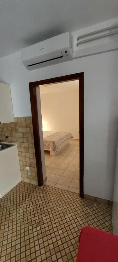 Dvosoban apartman u centru grada Biograd Na Moru Exterior foto